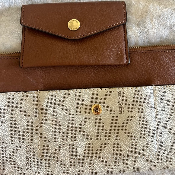 MK WRISTLET - Picture 6 of 9